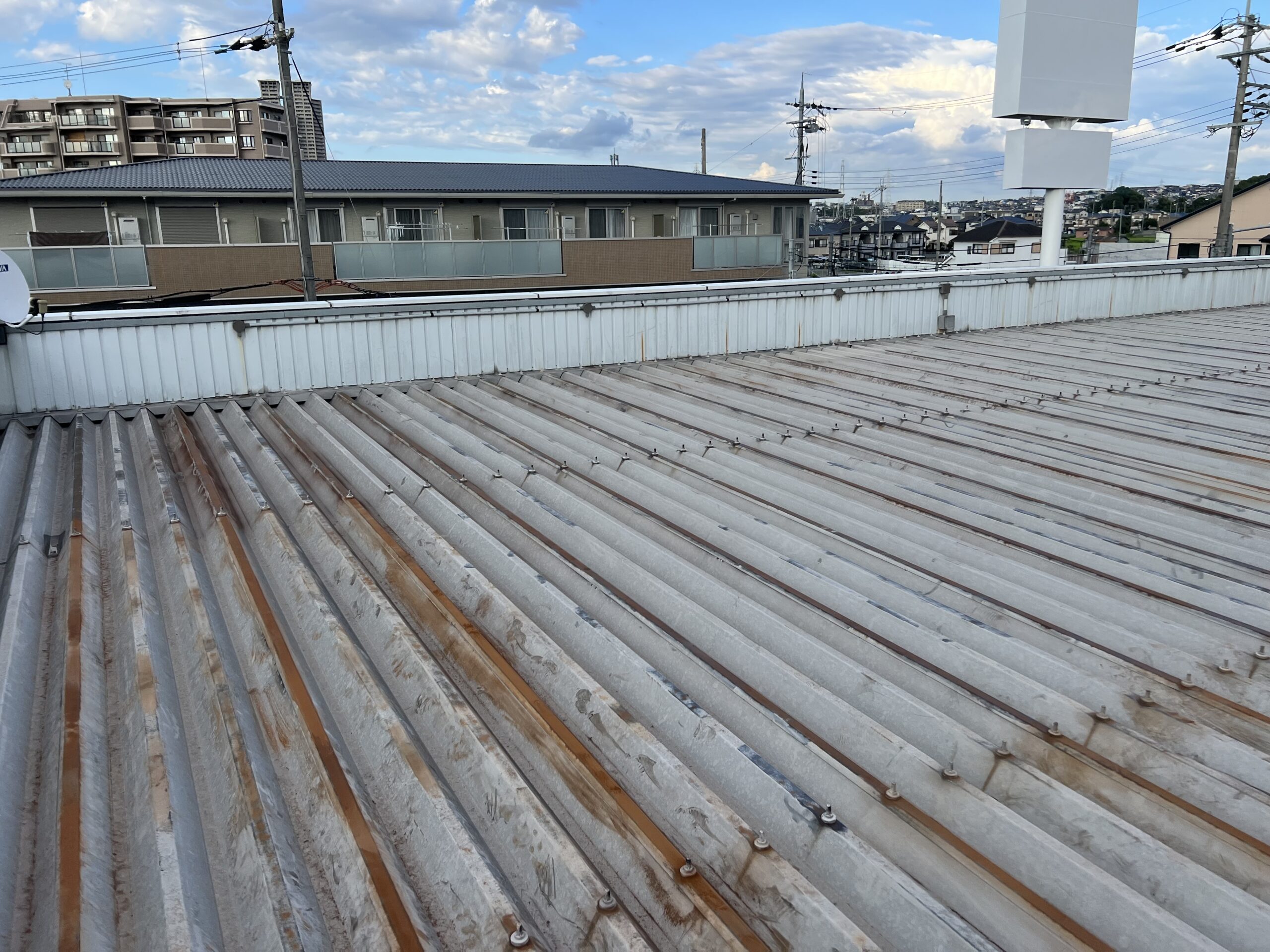 工場の雨漏り